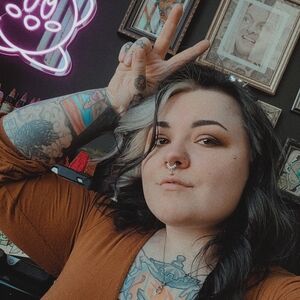 Meet your Posher, Kortney